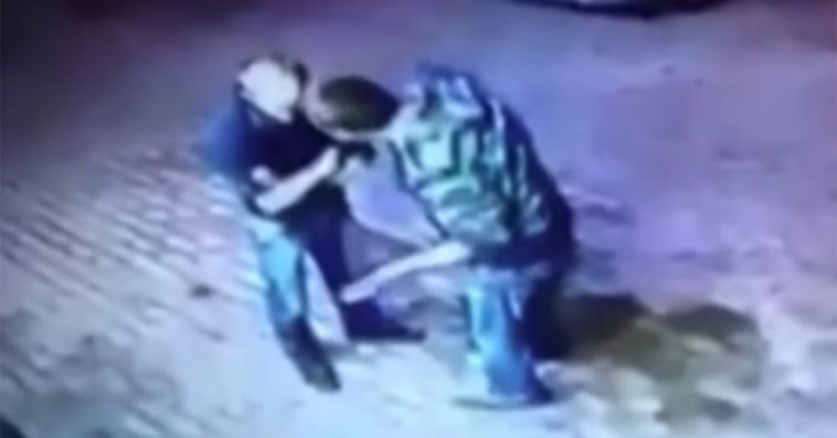 When Thieves Attempt To Mug An Elderly Guy, They Quickly Receive What They Deserve