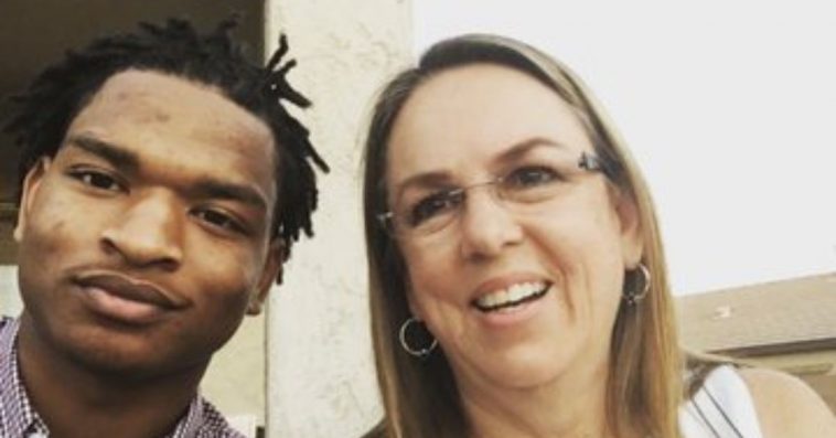 Grandma, Who Mistakenly Invited The Teenager To Thanksgiving Dinner, Plans To Spend Their Fourth Holiday Season With Them