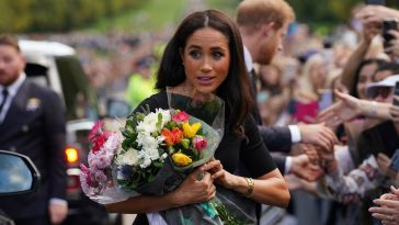 Meghan Markle's Embarrassing Flower-Related Interaction With Royal Aides Has Been Captured On Camera