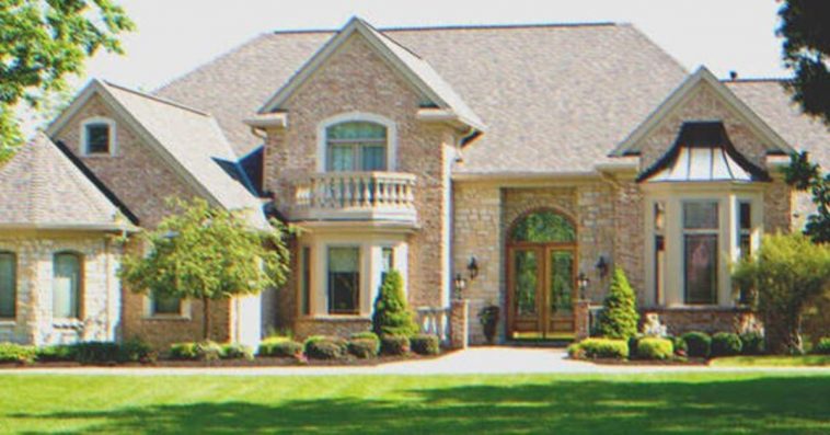 Three Homeless Sisters Inherit A $4.7 Million Mansion From A Stranger