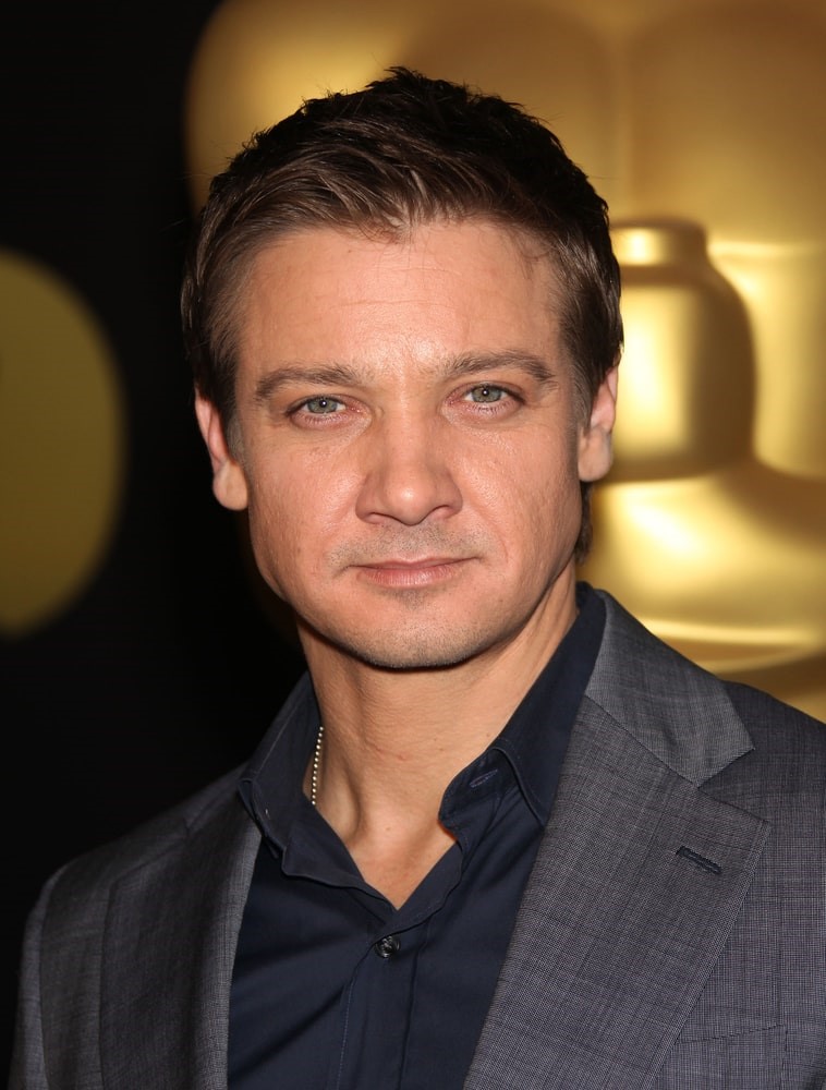 Jeremy Renner Provides An Update Following A Snowplow Accident From His ...